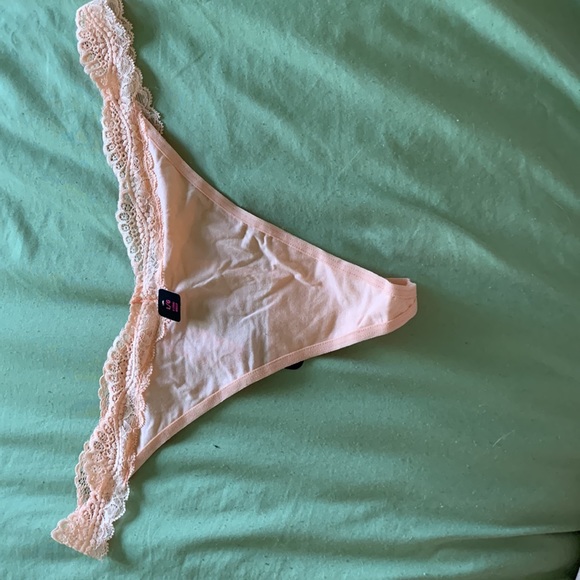 Bundle of LaSenza underwear - Picture 3 of 7